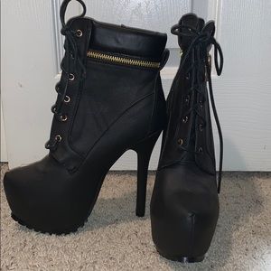Black faux leather heeled boots size 6.5